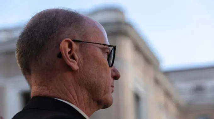 Bispo James Conley ?? 