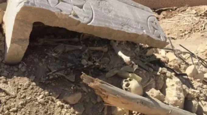 O túmulo profanado de Mar Elian em agosto de 2015 ?? 