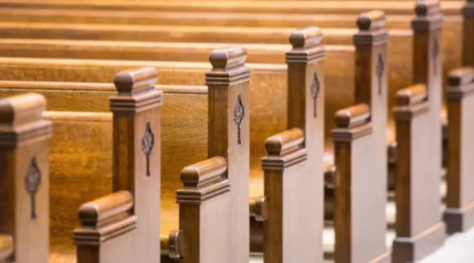 Bancos de igreja