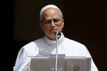 Leão XIV recita o Ângelus em Castel Gandolfo em 15 de agosto de 2025