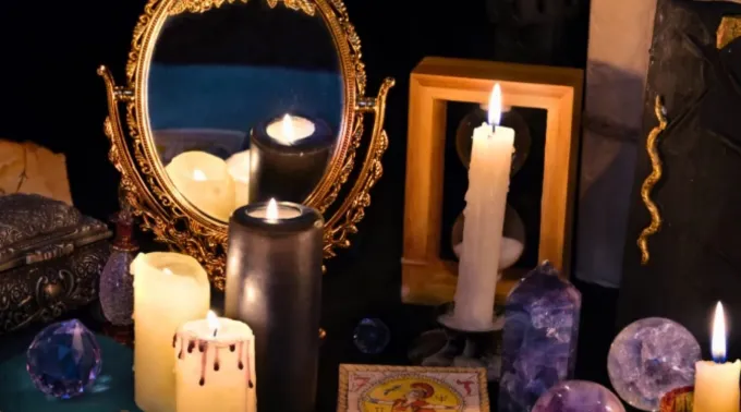 Imagem referencial sobre práticas da Nova Era ?? 