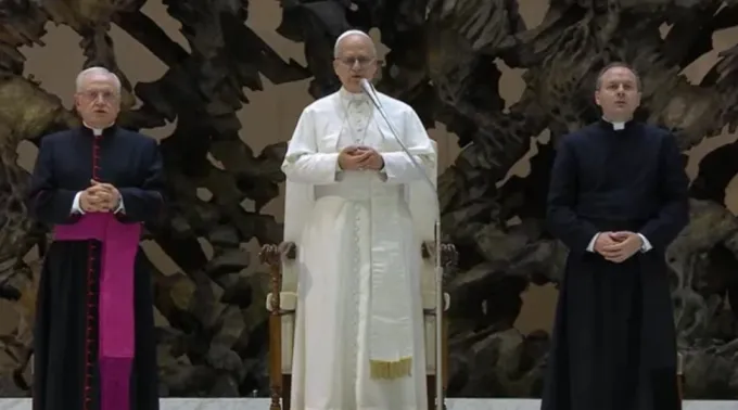 Leão XIV na oração do Pai Nosso na audiência geral de 27 de agosto de 2025 no Vaticano ?? 