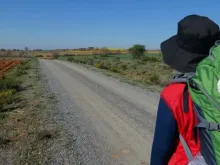Peregrino a caminho de Santiago de Compostela.