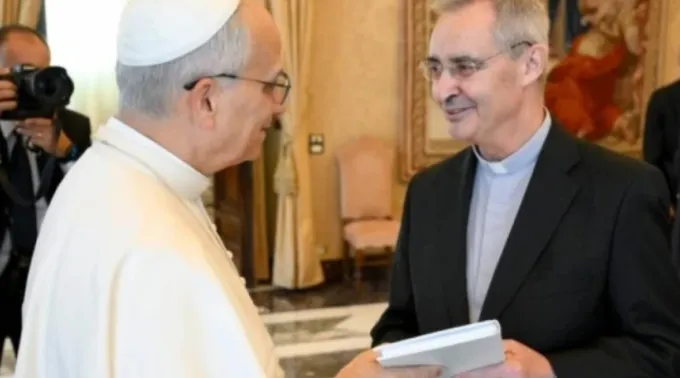 Leão XIV com o padre jesuíta Nuno da Silva ?? 