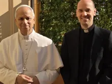 Padre Marco Billeri com o papa Leão XIV.