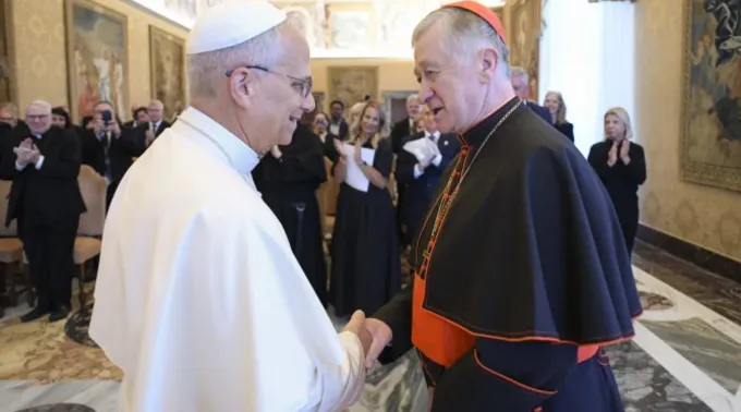 Leão XIV recebe o cardeal Blase Cupich no Vaticano em 9 de outubro de 2025 ?? 