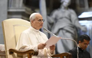 Papa Leão XIV faz discurso na basílica de São Pedro, no Vaticano.