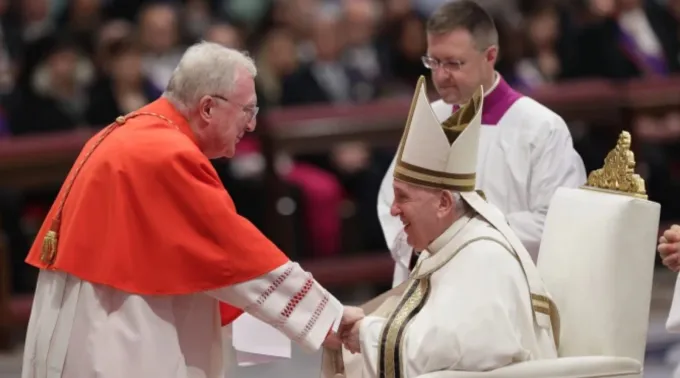 Papa Francisco com o cardeal Arthur Roche no Vaticano em 27 de agosto de 2022 ?? 