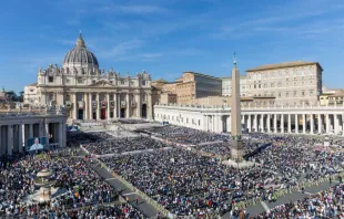Praça de São Pedro, no Vaticano.