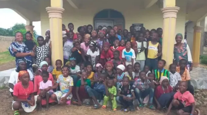 Crianças da diocese de Jalingo, Nigéria, na festa do Santo Rosário, em 7 de outubro de 2025 ?? 