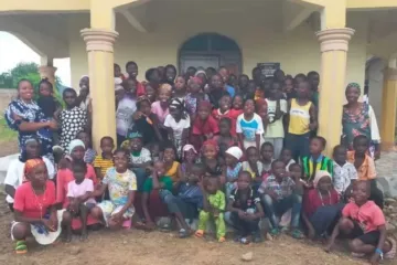 Crianças da diocese de Jalingo, Nigéria, na festa do Santo Rosário, em 7 de outubro de 2025