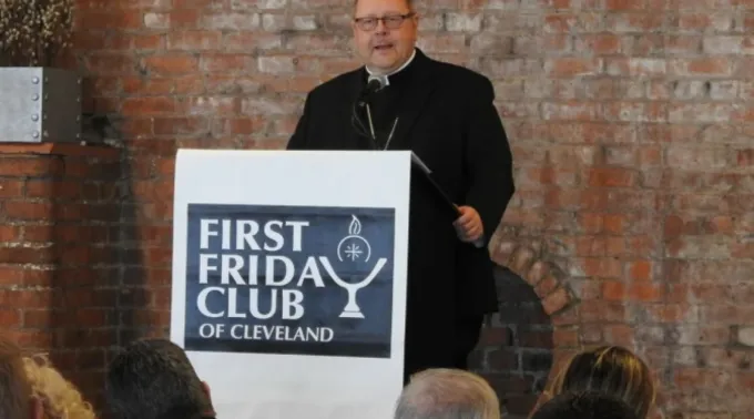 Edward Malesic, no First Friday Club de Cleveland em 10 de fevereiro de 2022 ?? 