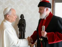 O papa Leão XIV recebe hoje (27), no Vaticano, Sua Santidade Mar Awa III, Catholicos-patriarca da Igreja Assíria do Oriente.