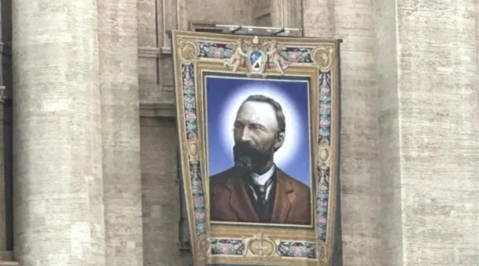 Tapeçaria de são Bartolo Longo, no Vaticano, em 2025 ?? 