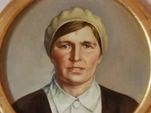 Gertrude Detzel (1903–1971), nascida na região do Cáucaso, no Império Russo, foi posteriormente deportada para o Cazaquistão e tornou-se uma figura-chave na comunidade católica clandestina.