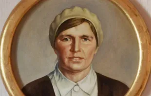 Gertrude Detzel (1903–1971), nascida na região do Cáucaso, no Império Russo, foi posteriormente deportada para o Cazaquistão e tornou-se uma figura-chave na comunidade católica clandestina.