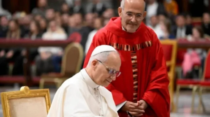 Leão XIV assina carta apostólica em 27 de outubro de 2025 ?? 