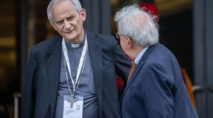 Matteo Zuppi chega ao Vaticano para reuniões do Sínodo da Sinodalidade em 10 de outubro de 2024 ?? 