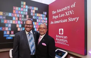 Exposição em Boston, EUA, sobre a árvore genealógica do papa Leão XIV.