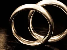 Par de alianças. Imagem referencial.