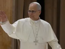 Papa Leão XIV na Aula Paulo VI, no Vaticano.