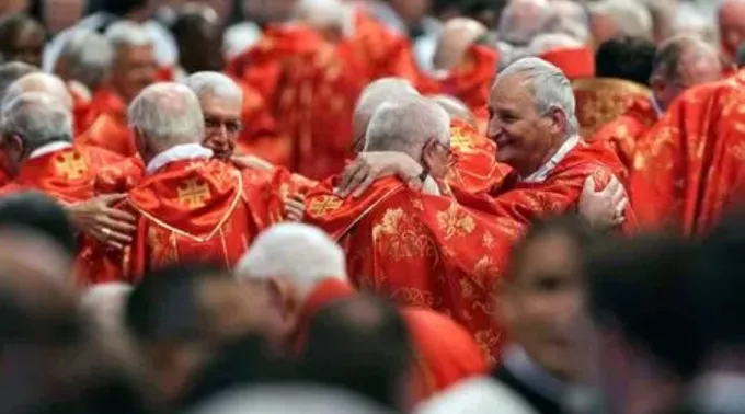 Caredal Zuppi em missa no Vaticano em 7 de maio de 2025 ?? 