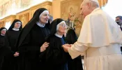Leão XIV elogia “amor silencioso” de freiras enclausuradas, que desafia cultura dos aplausos