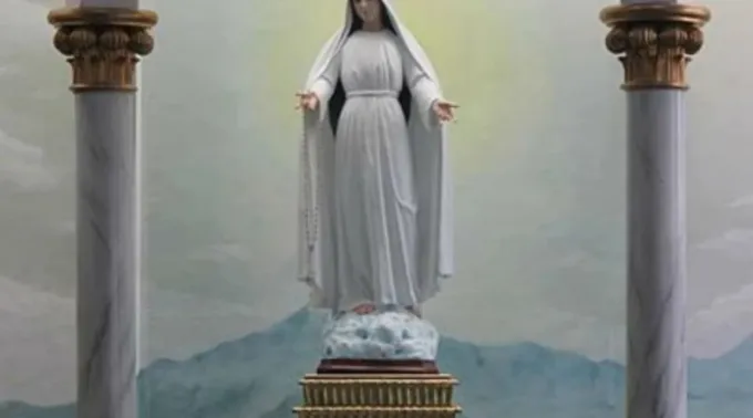 Imagem de Nossa Senhora ?? 
