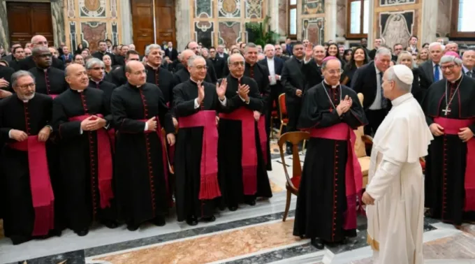 Audiência do papa Leão XIV com a Rota Romana ?? 