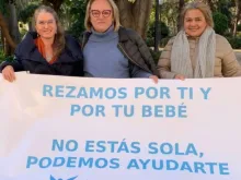 Voluntários do projeto 40 Dias pela Vida em Castellón, Espanha.