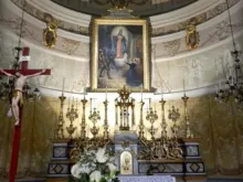 Interior do santuário da Madonna dei Fiori.
