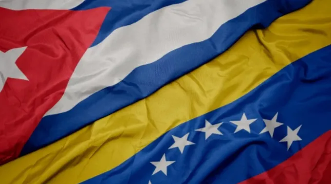 Bandeiras de Cuba e Venezuela ?? 