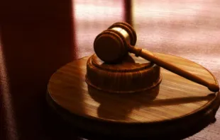 Martelo de justiça. Imagem referencial.