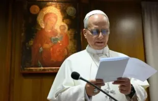 Papa Leão XIV discursa para os cardeais no consistório extraordinário ontem (7), na Cidade do Vaticano.
