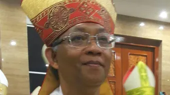 Paskalis Bruno Syukur.