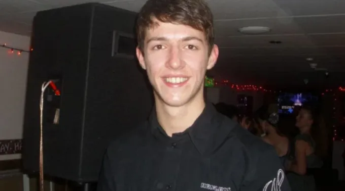 Fotografia do jovem Joe Wilson, que está a caminho dos altares ?? 