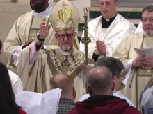 O bispo de Lincoln, Nebraska, James D. Conley, celebra missa ontem (22) na Vigília Nacional de Oração pela Vida na Basílica do Santuário Nacional da Imaculada Conceição em Washington, D.C., EUA.