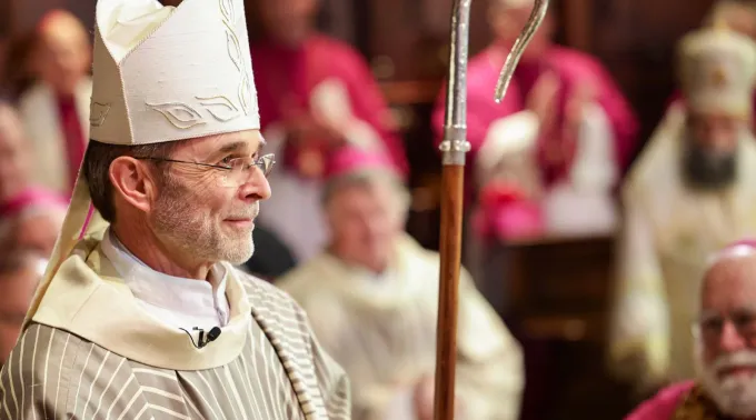 Monsenhor Josef Grünwidl é oficialmente o novo arcebispo de Viena, Áustria ?? 