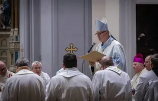 Bispo Stanislav Přibyl celebra missa em Litoměřice, República Tcheca, no mês passado. O papa Leão XIV o nomeou ontem (2) arcebispo de Praga.