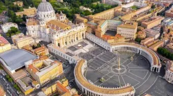 Praça de São Pedro, no Vaticano.