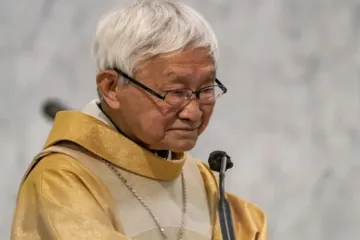 Cardeal Zen prega em Hong Kong