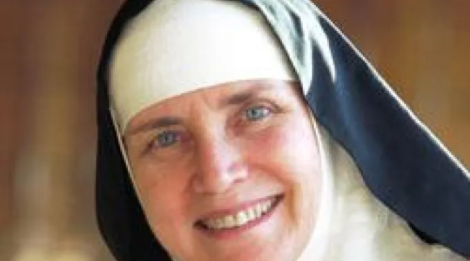 02_DIC_Madre_Dolores_Hart.jpg ?? 