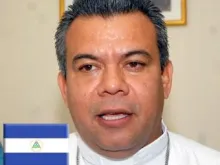 Dom Sócrates René Sándigo