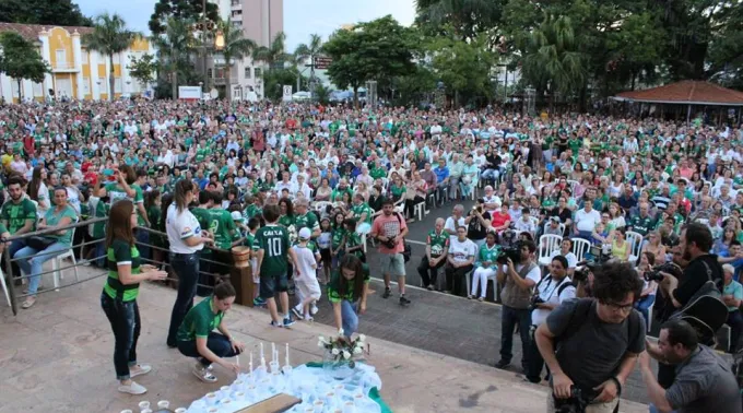 15380765_1744423889215672_3605399297755502285_n.jpg ?? 