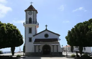 Igreja de são Pio X, Rua Todoque, Llanos de Aridane, ilha La Palma, Canárias, Espanha. Crédito: Wikimedia Commons (CC BY-SA 3.0).
