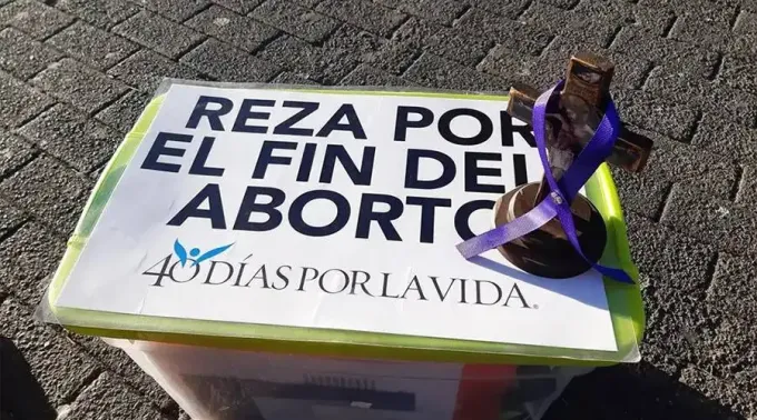 40-Dias-Por-La-Vida-Costa-Rica-130122.webp ?? 