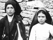 Beatos Francisco e Jacinta Marto.