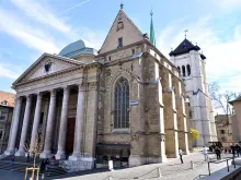A catedral de São Pedro em Genebra.