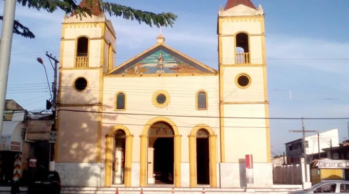 AAA411708_422157114495656_2003808163_o.jpg ?? 