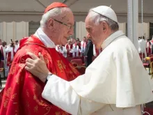 Papa Francisco com dom Claudio Hummes na praça São Pedro, no Vaticano. Foto: Vatican Media